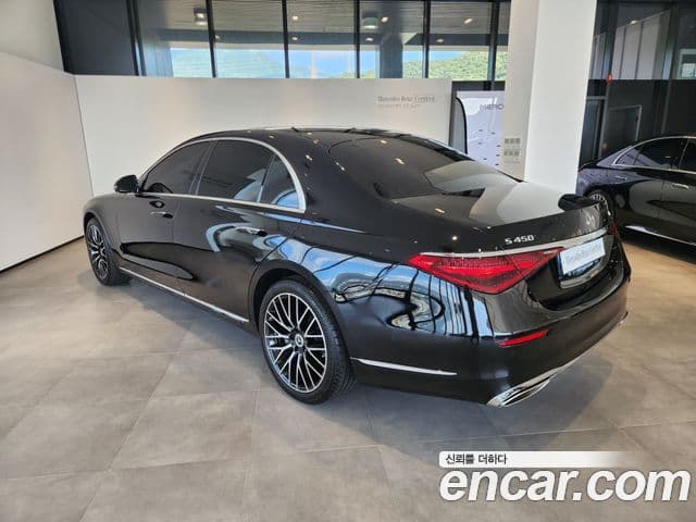 Mercedes-Benz S-Class 2025 — Photo 20/20