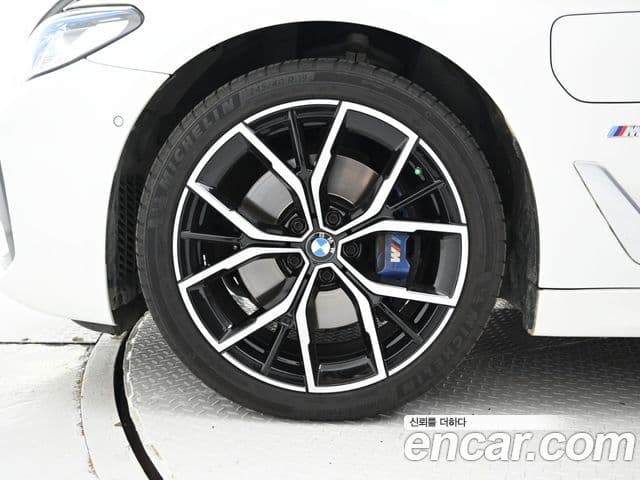 BMW 5 Series 2021 — фото 4 из 20