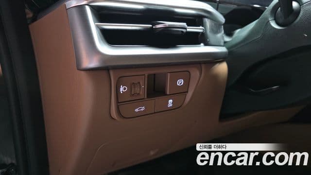 Hyundai Grandeur 2023 — фото 14 из 20