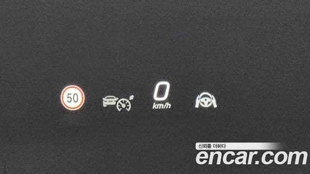 Mercedes-Benz GLC-Class 2025 — Photo 18/35
