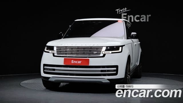Land Rover Range Rover 2022 — фото 11 из 20
