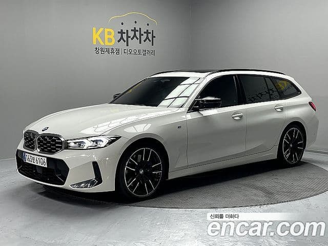 BMW 3 Series 2023 — фото 19 из 20