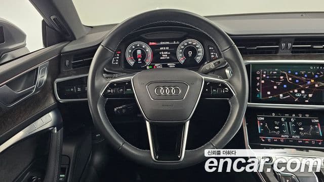 Audi A7 2021 — Şəkil 13/20