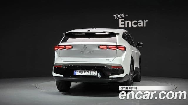 Renault Samsung Filante 2026 — ფოტო 4/20