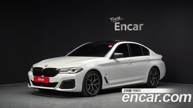 BMW 5 Series 2022 — ფოტო 1/20
