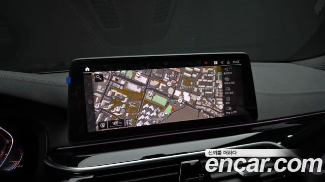 BMW 5 Series 2022 — ფოტო 15/20