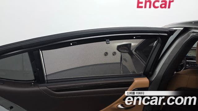 Lexus ES300h 2021 — ფოტო 18/20