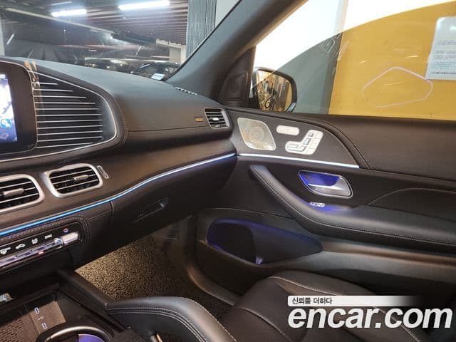 Mercedes-Benz GLS-Class 2025 — ფოტო 18/20