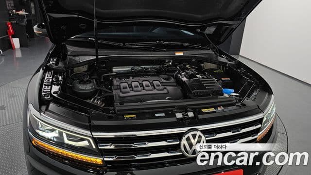 Volkswagen Tiguan Allspace 2020 — Фото 6/20