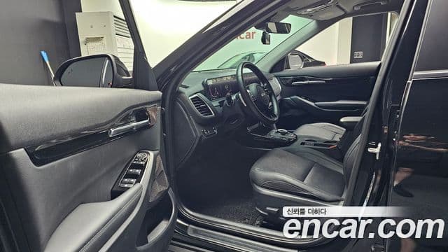 Kia Seltos 2023 — Şəkil 10/20