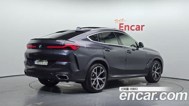 BMW X6 2021 — фото 2 из 20