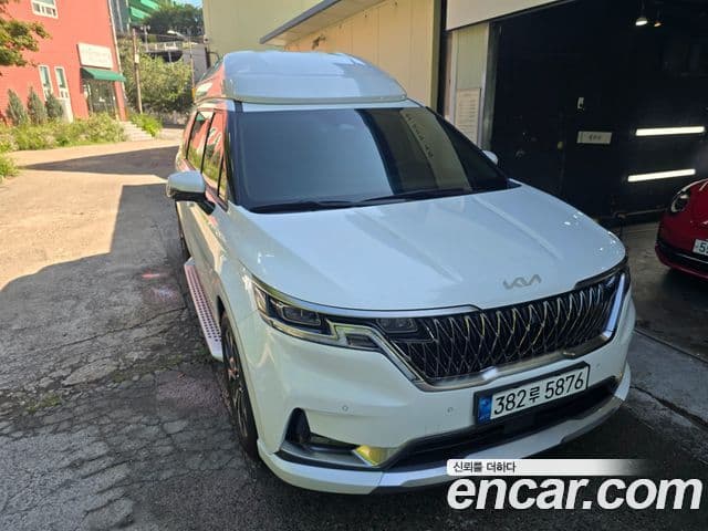 Kia Carnival 2022 — ფოტო 10/20