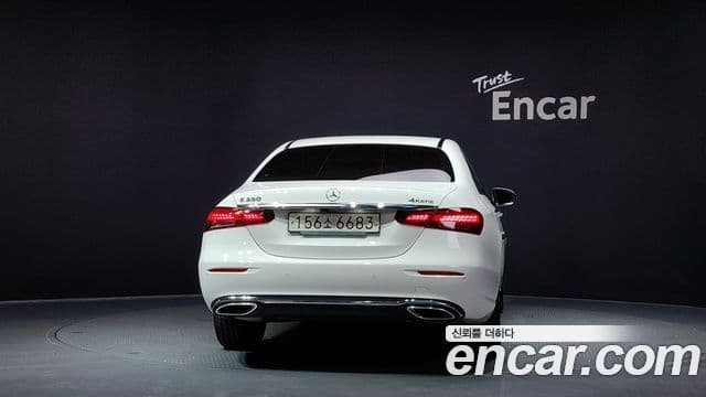 Mercedes-Benz E-Class 2022 — Şəkil 4/20