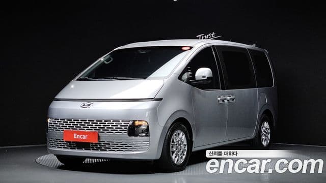 Hyundai Staria 2021 — ფოტო 1/20