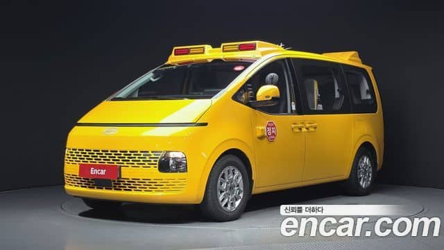 Hyundai Staria, 2025
