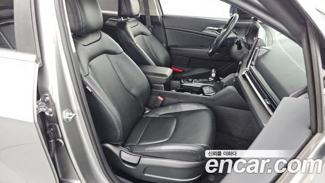 Kia Sportage 2022 — фото 12 из 20