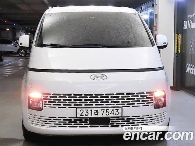 Hyundai Staria 2022 — Фото 2/19