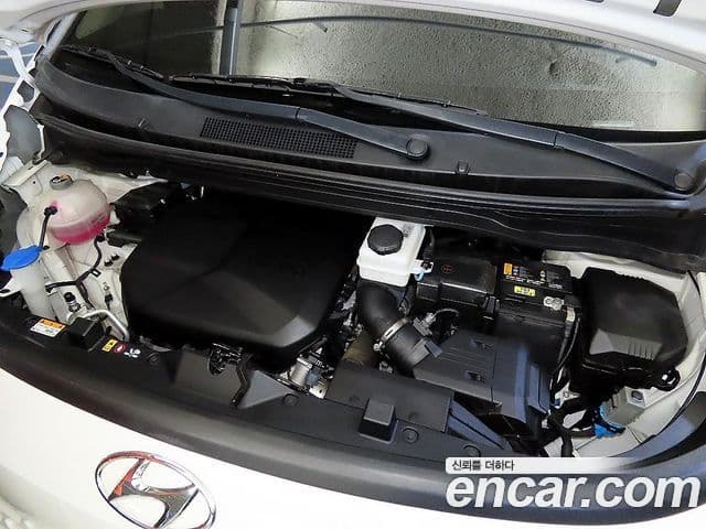 Hyundai Staria 2022 — Фото 18/19
