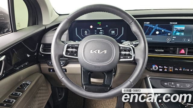 Kia Carnival 2024 — ფოტო 13/20
