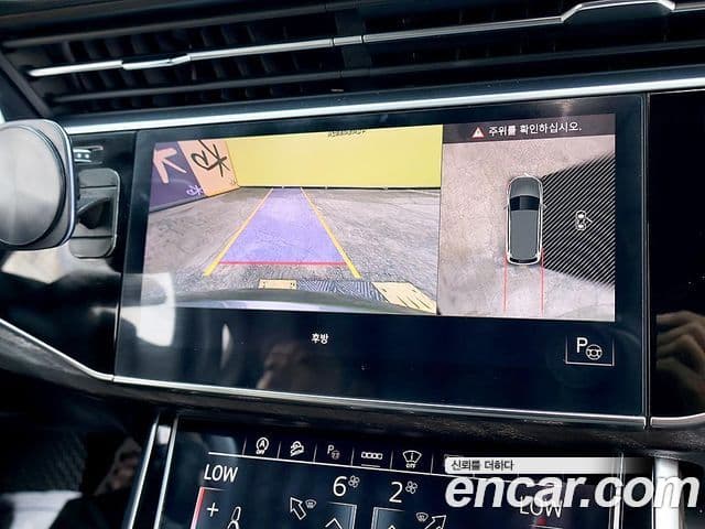 Audi Q7 2021 — Şəkil 9/20