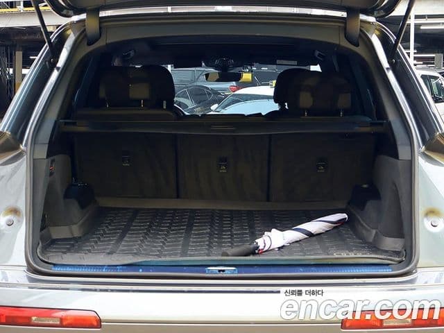 Audi Q7 2021 — фото 20 из 20