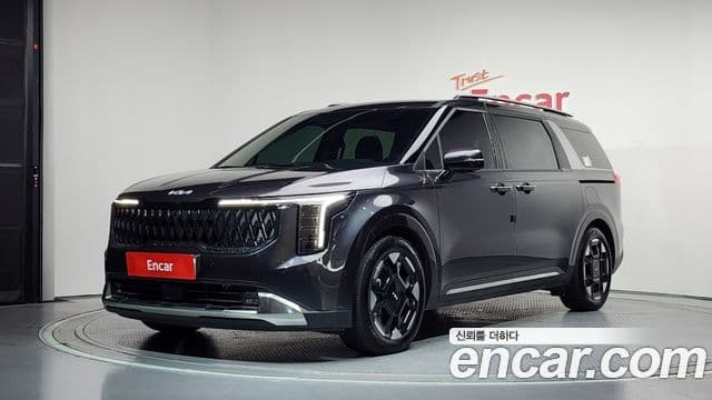 Kia Carnival 2024 — фото 1 из 20