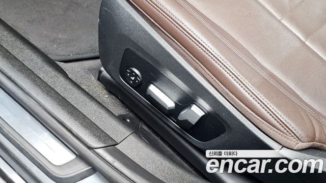 BMW 3 Series 2019 — Фото 17/20