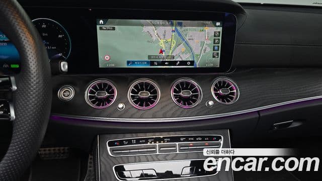 Mercedes-Benz E-Class 2023 — фото 16 из 20