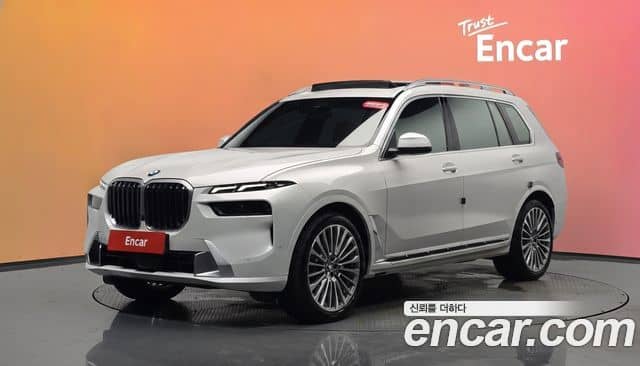 BMW X7, 2025