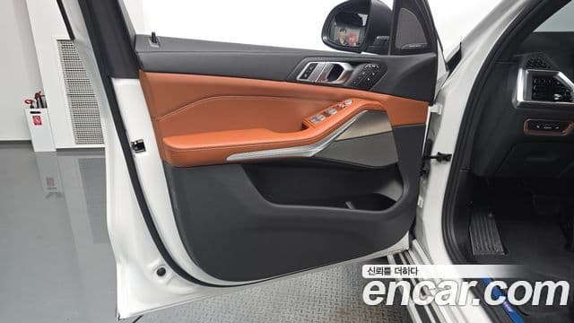 BMW X7 2025 — Photo 26/36