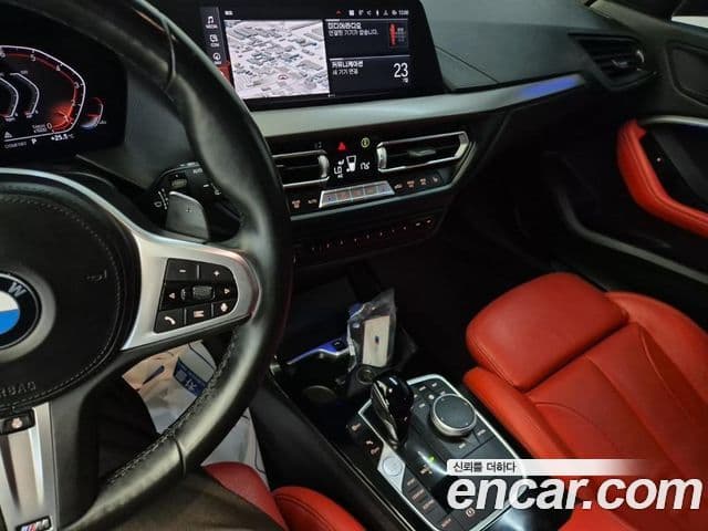 BMW 1 Series 2022 — Şəkil 9/20
