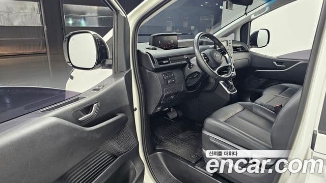 Hyundai Staria 2021 — Фото 10/20