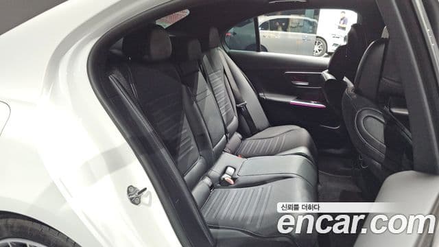 Mercedes-Benz C-Class 2022 — Şəkil 11/20