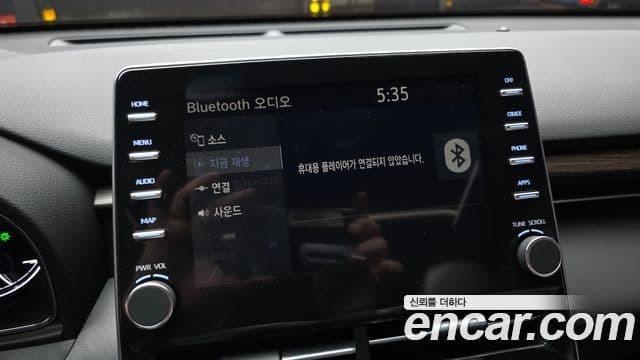 Toyota Avalon 2019 — Photo 7/31