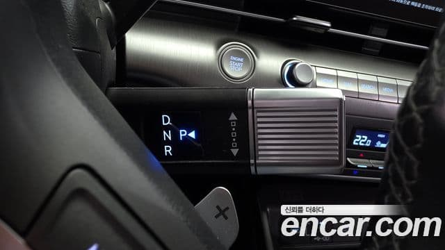 Hyundai Kona 2023 — фото 9 из 20
