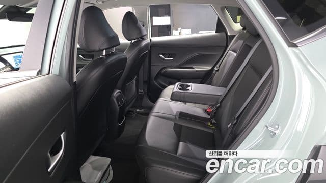 Hyundai Kona 2023 — фото 11 из 20