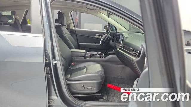 Kia Sportage 2022 — ფოტო 11/20