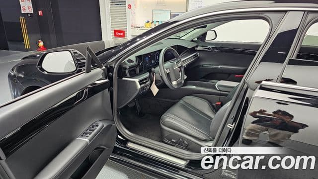 Hyundai Grandeur 2023 — ფოტო 10/20
