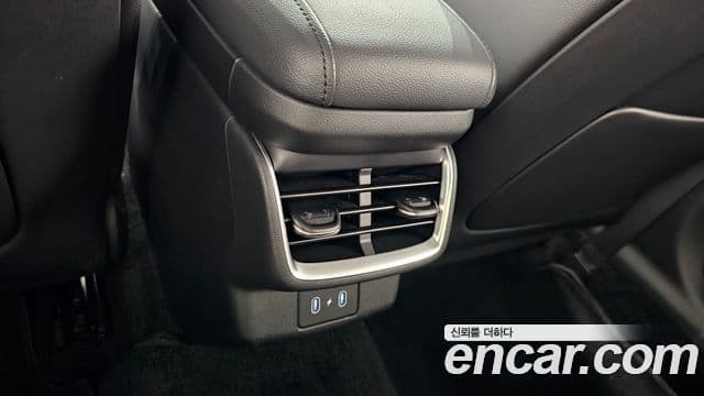 Hyundai Grandeur 2023 — ფოტო 18/20