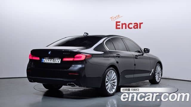 BMW 5 Series, 2023