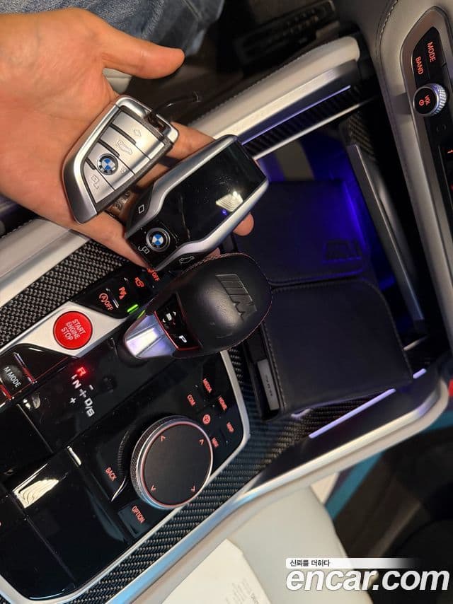 BMW X6 2022 — фото 14 из 19