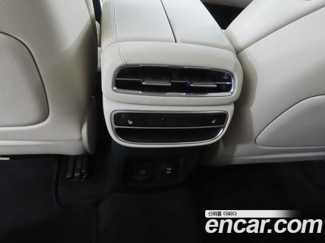 Genesis GV80 2022 — фото 15 из 20