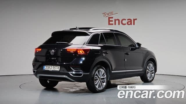 Volkswagen T-Roc 2021 — ფოტო 2/20