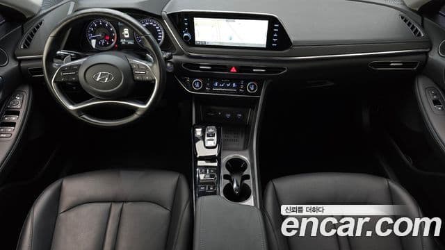 Hyundai Sonata 2022 — ფოტო 6/20