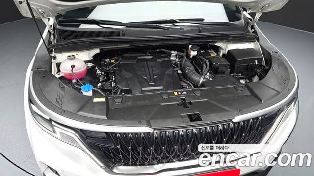 Kia Carnival 2022 — фото 6 из 20