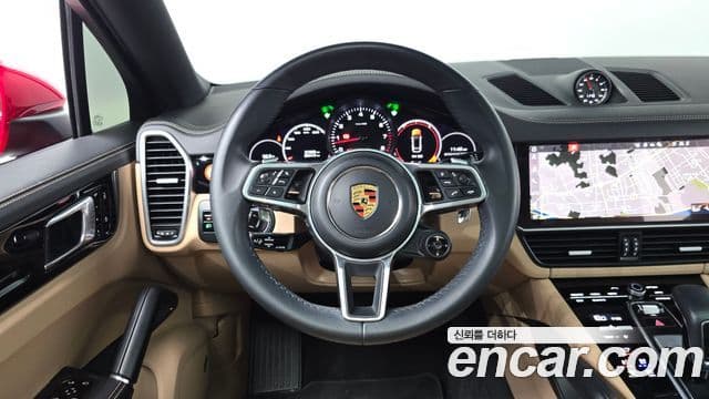Porsche Cayenne 2021 — фото 13 из 20