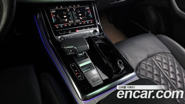 Audi Q7 2022 — ფოტო 9/20