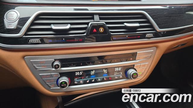 BMW 7 Series 2019 — ფოტო 19/20