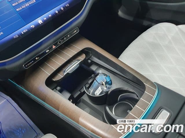Mercedes-Benz E-Class 2026 — Photo 4/20