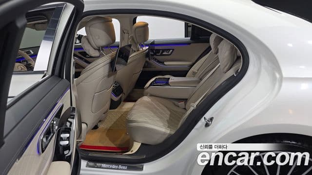 Mercedes-Benz S-Class 2021 — Photo 23/34